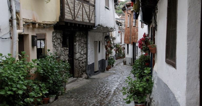 hospedium-hotel-la-fuente-hervas-1-768x404