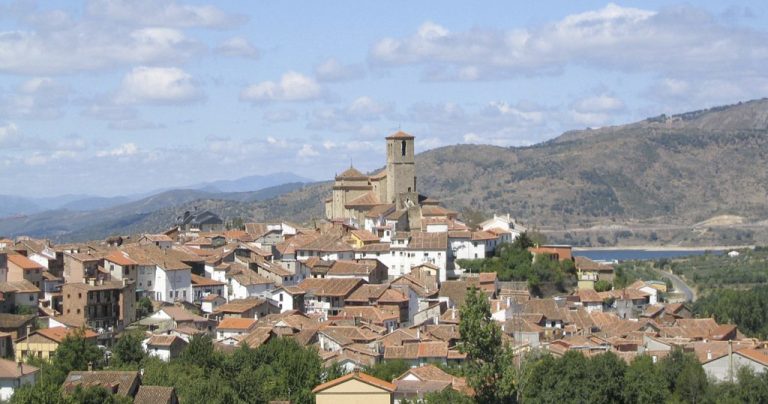 hospedium-hotel-la-fuente-hervas-2-768x404