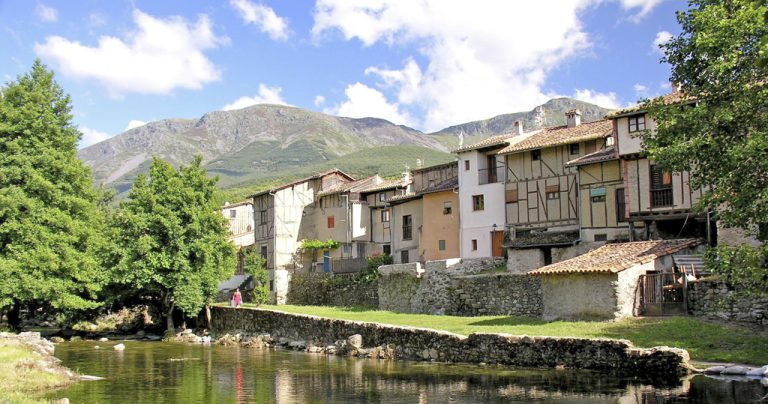 hospedium-hotel-la-fuente-hervas-3-768x404